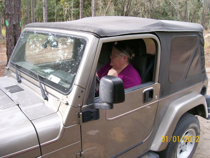 2012-Jan-02HGR4X4Croom 086